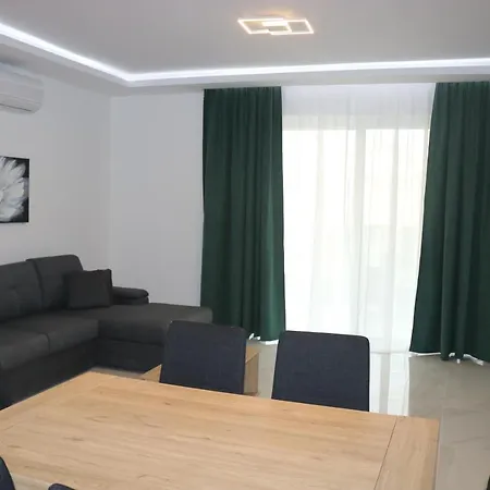 Seaside Apartament *