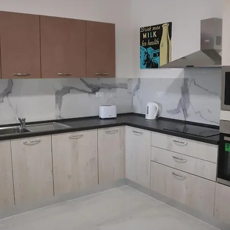 Seaside Apartment Marsaskala